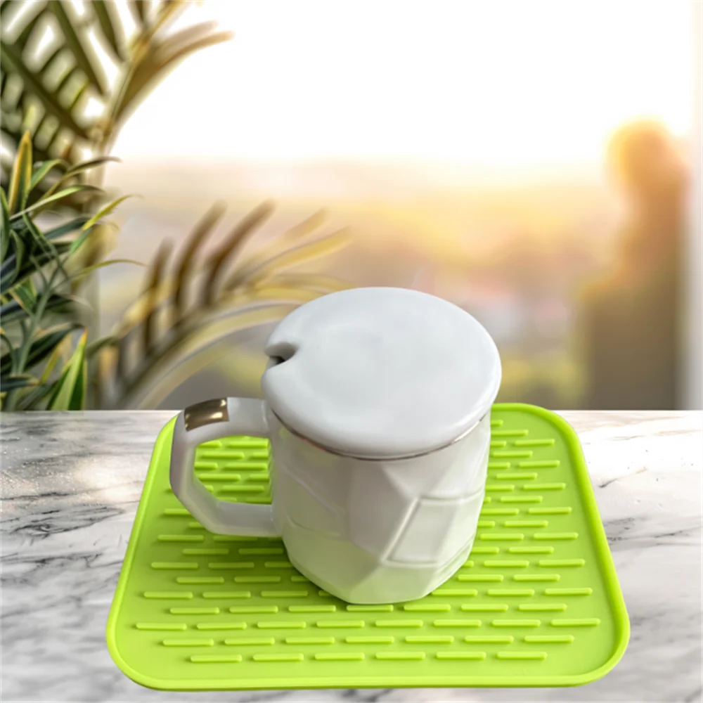 Silicone Heat-Resistant Kitchen Mat & Trivet